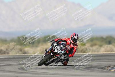 media/Jan-15-2026-Racers Edge (Thu) [[dfebeb70ab]]/2-A Group/Session 3 (Turn 16)/